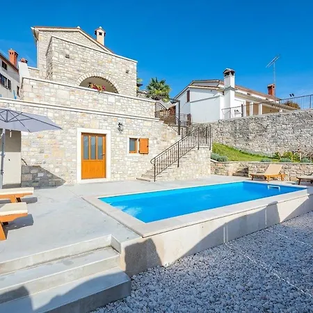 Villa Beram