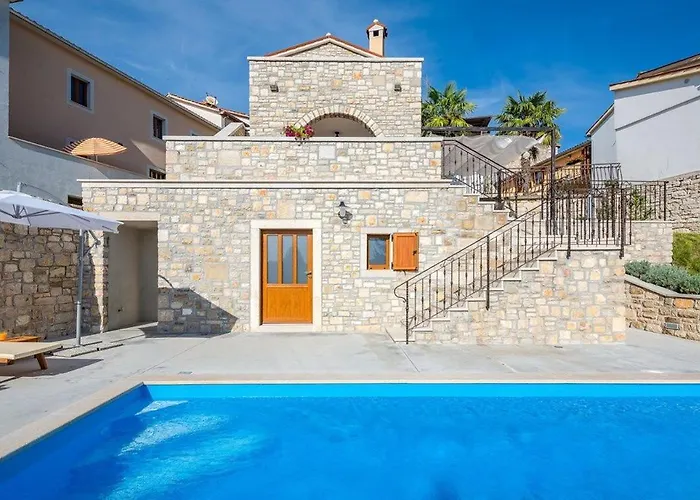 Villa Beram 빌라 *